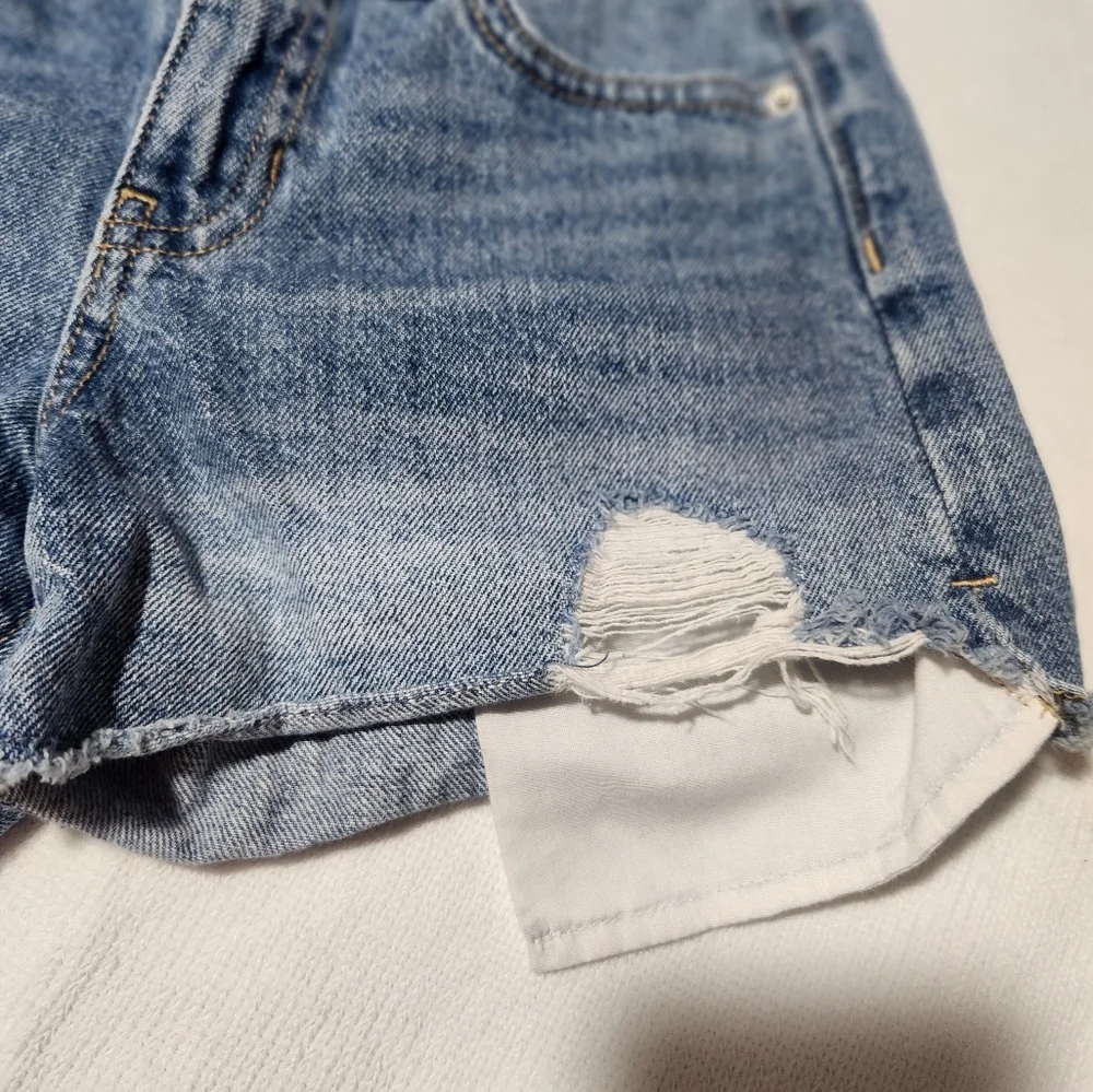 OLD NAVY Bundle 3 girl shorts's Denim and Yellow  .size 8.